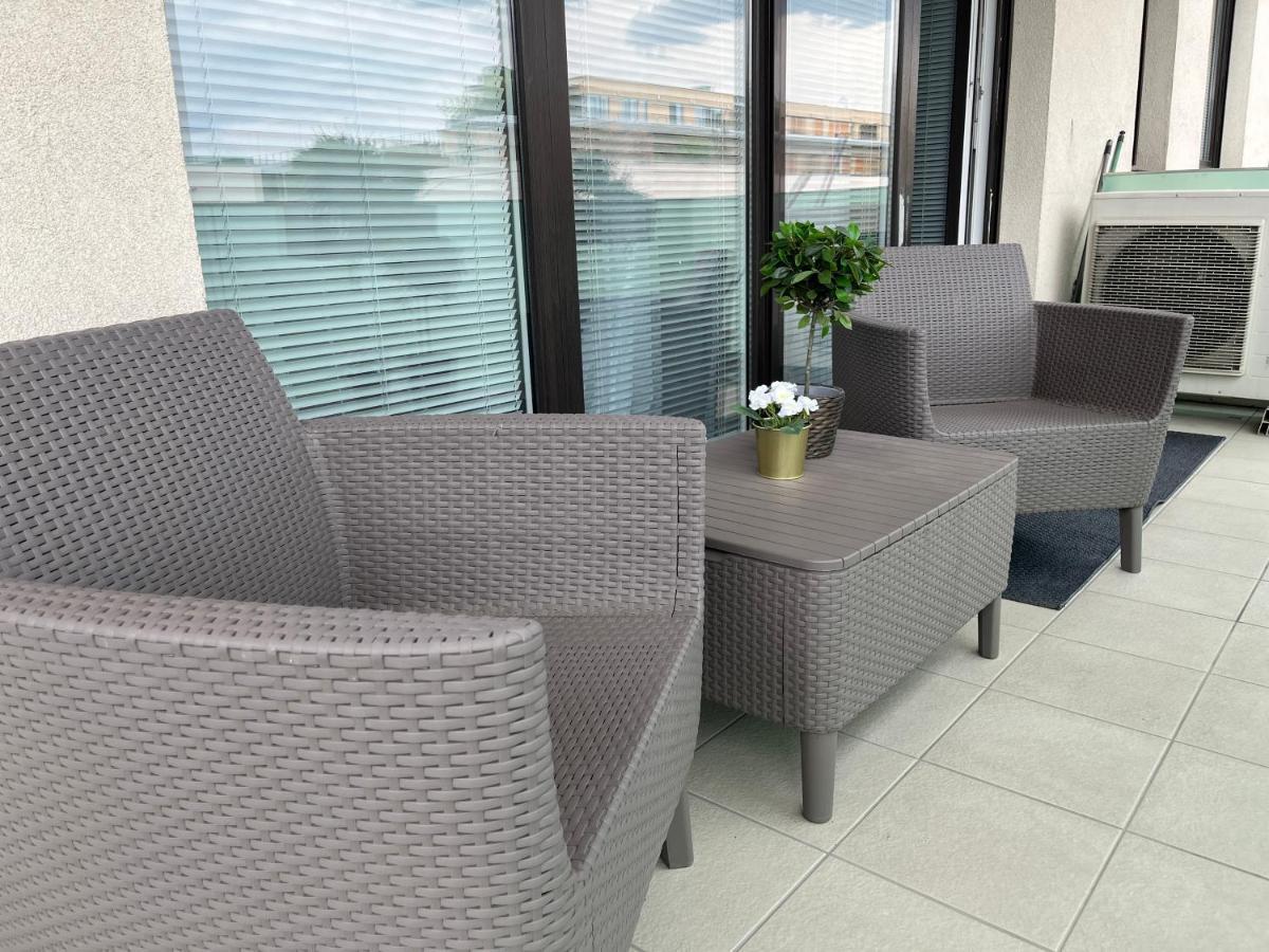 Diamond Apartments - 3 Bedroom, Luxurious Apartment In The Heart Of The City Budapest Eksteriør bilde