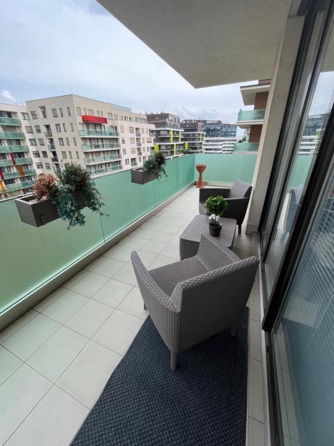 Diamond Apartments - 3 Bedroom, Luxurious Apartment In The Heart Of The City Budapest Eksteriør bilde